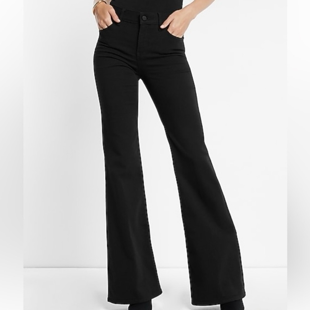 🚨SALE🚨 Express High Rise Flare Jeans Black Shiny High Waist 8 Long